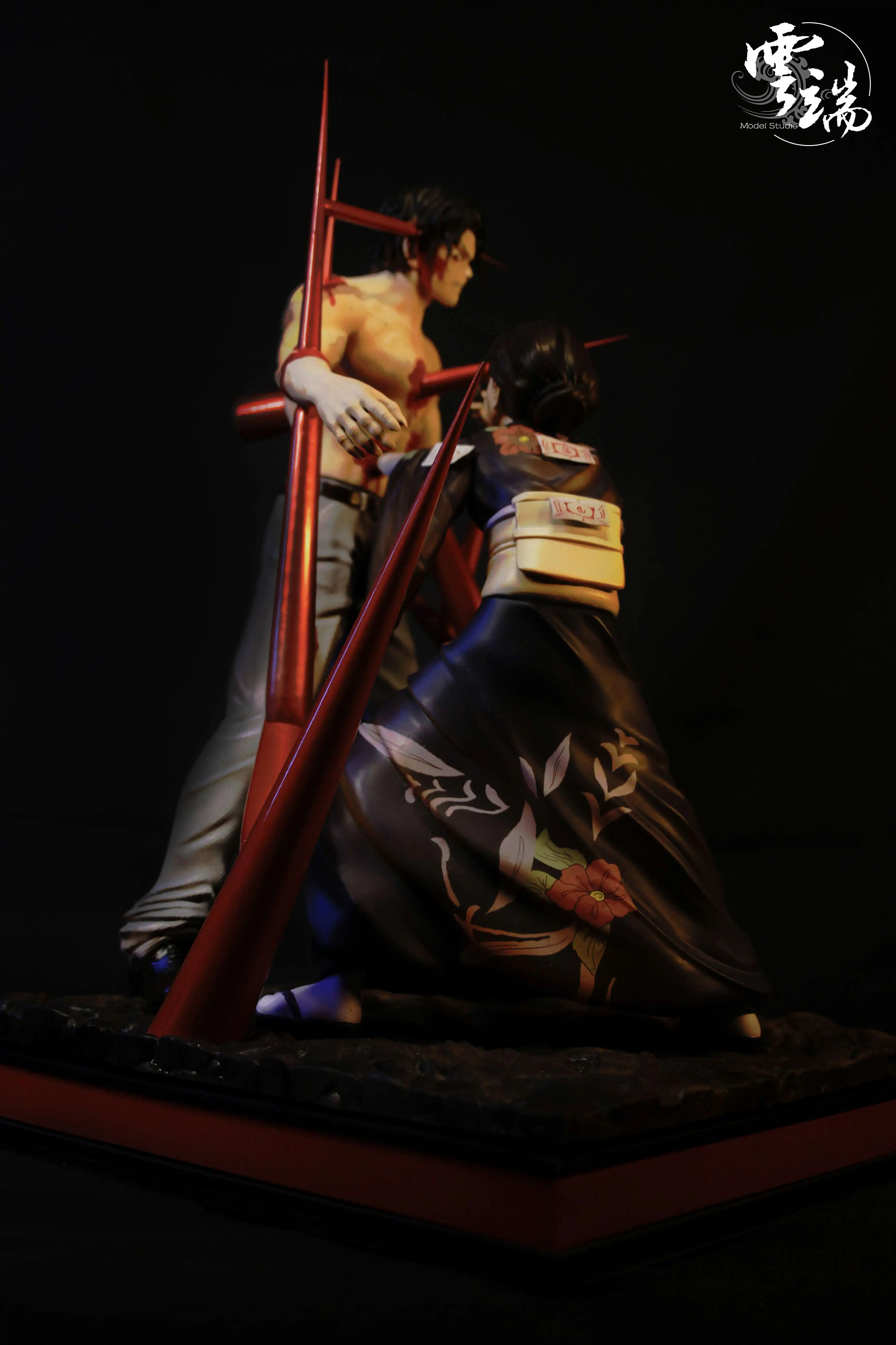 【Pre-sale】Kibutsuji Muzan and Tamayo-Model Studio