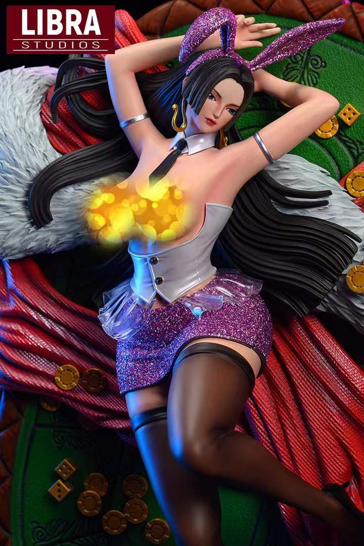 【Pre-sale】1/4 Scale Bunny Girl Series Dealer Boa Hancock-One piece-LIBRA Studio