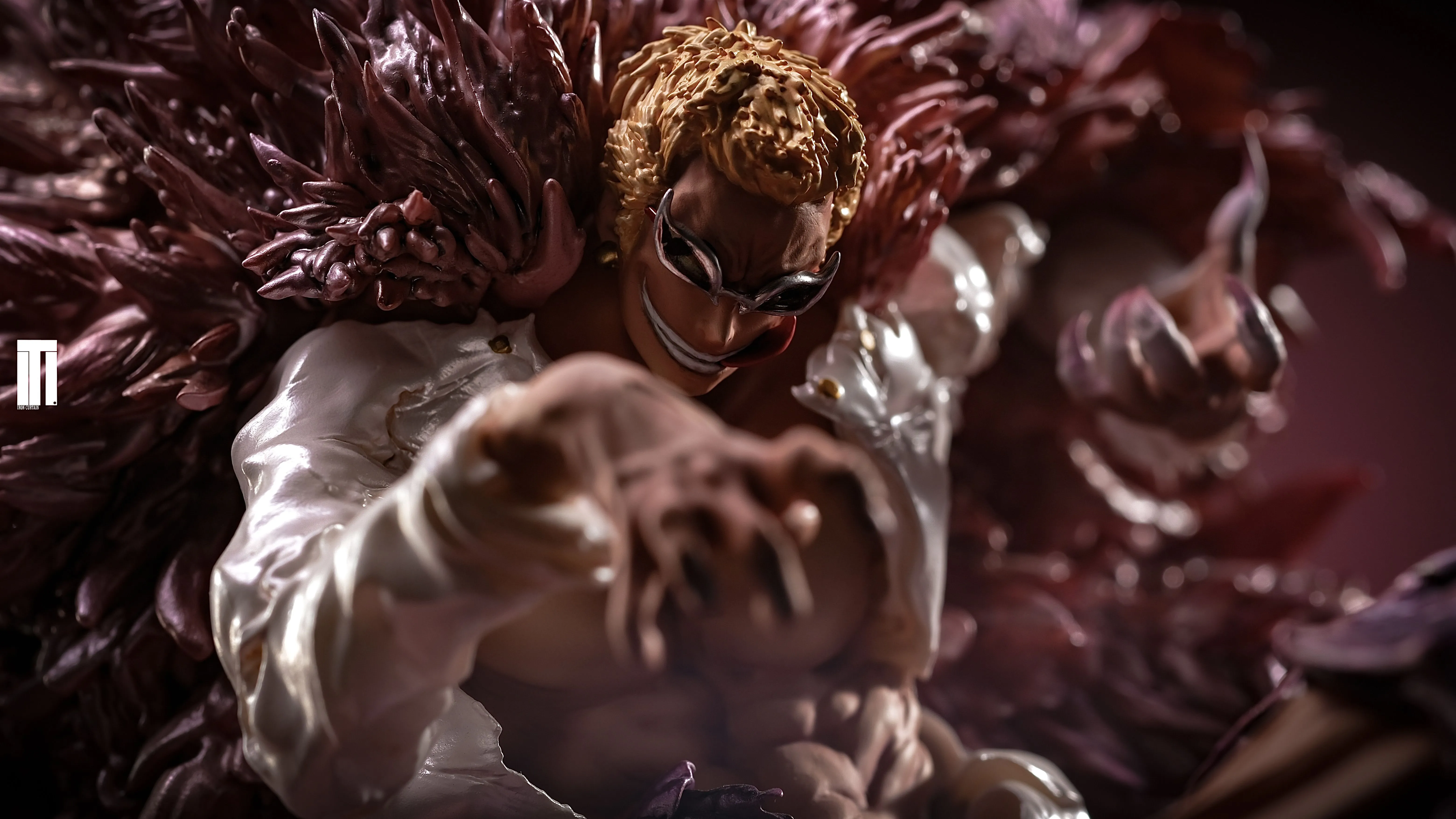 【Last one】Donquixote Doflamingo-Iron Curtain STUDIO