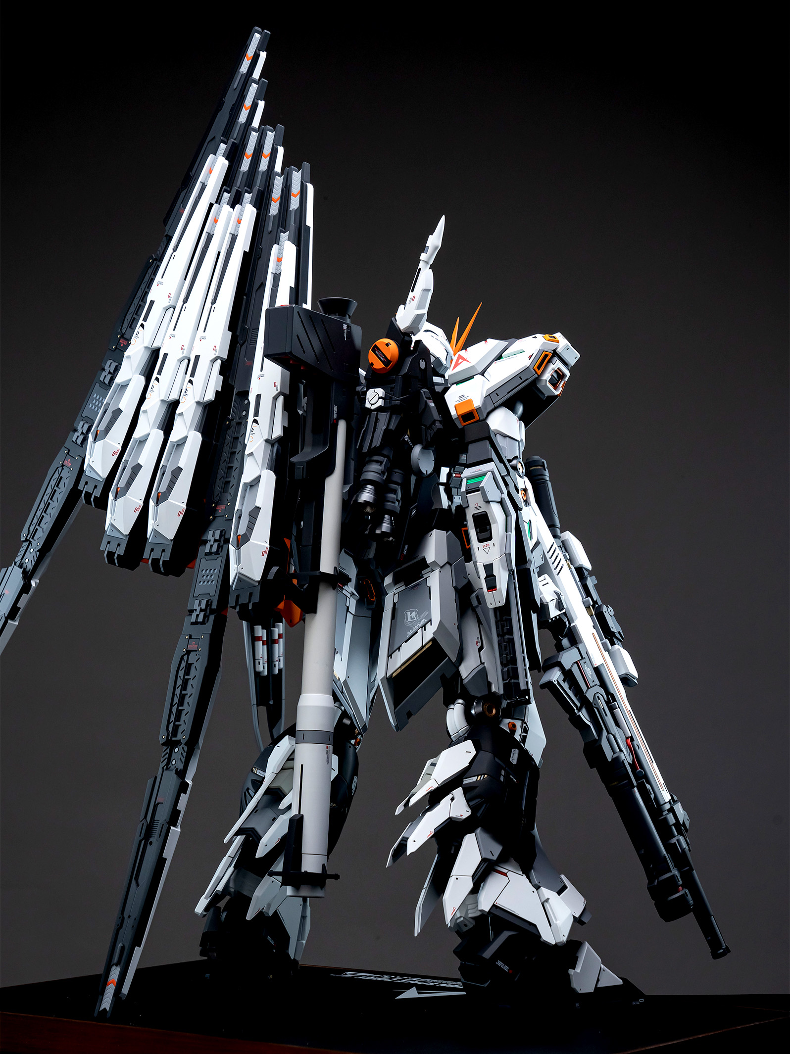 【Pre-sale】νGUNDAM-XXToys Studio