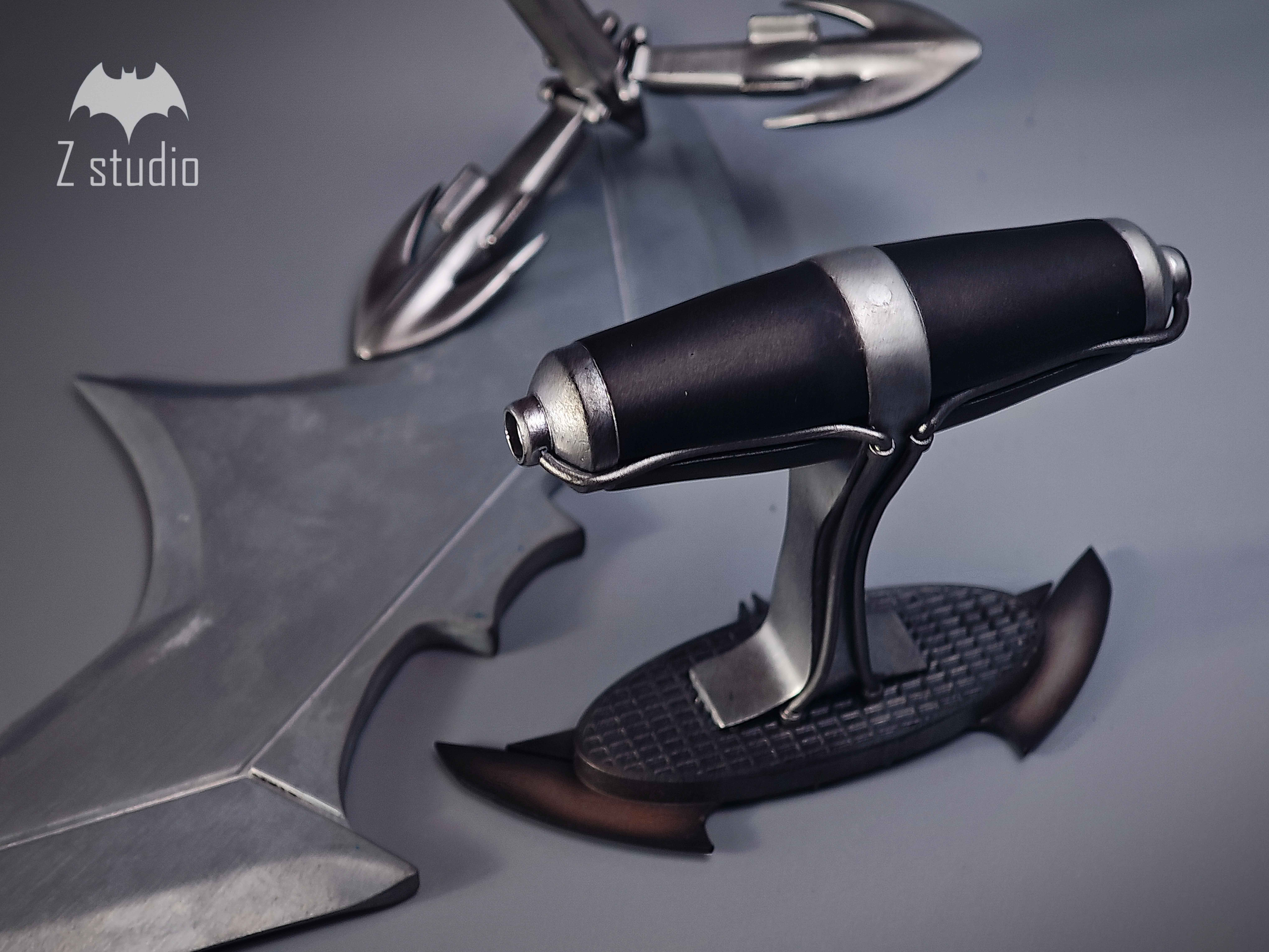 【Sold out】1/1 Scale First Series (Ben Affleck Edition) Cinematic Grade Batman Weapon Replica Collection–Other series-Z Studio