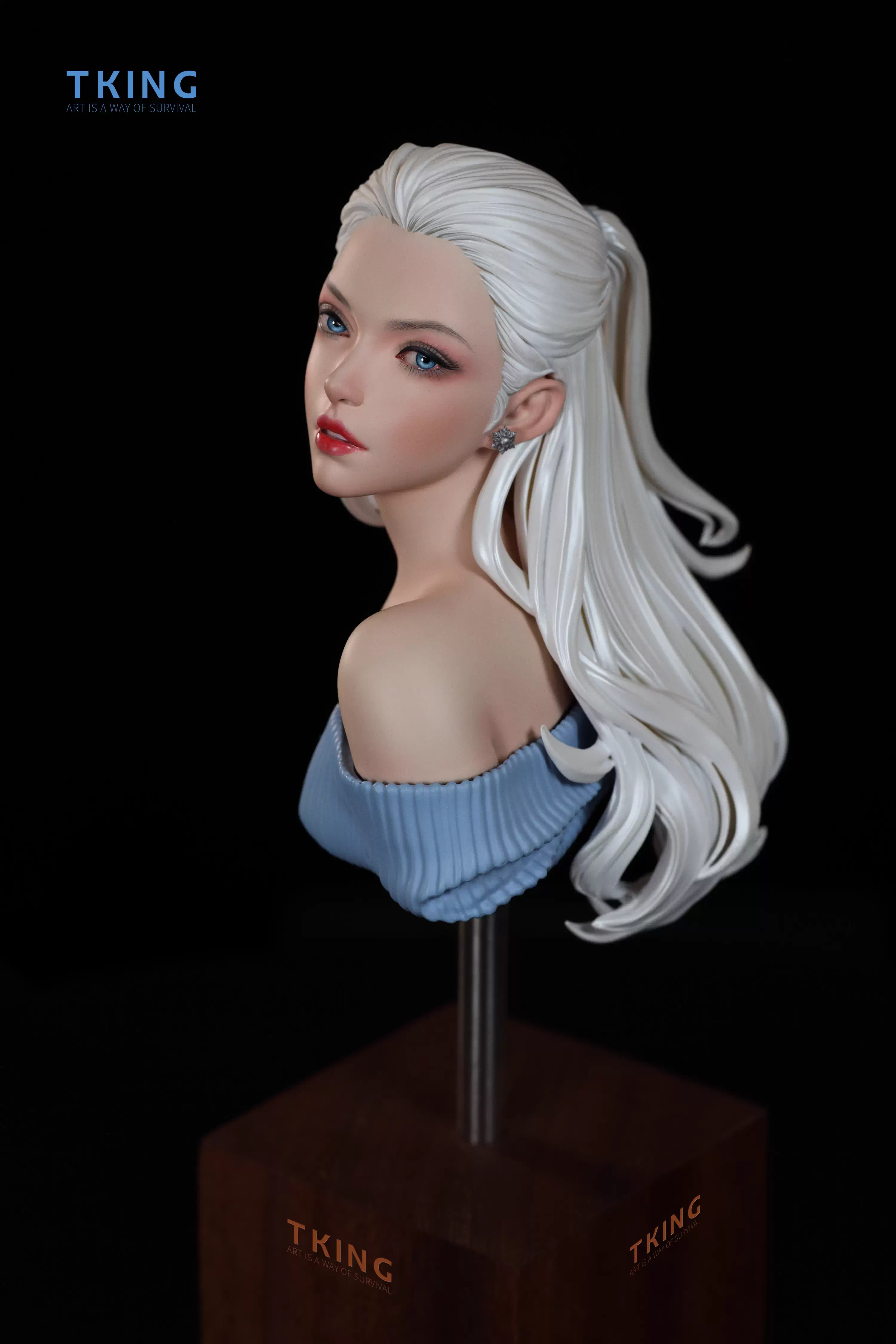 【Pre-sale】1/4 Scale Painted The Girl Looking Back-TKing Toys Studio