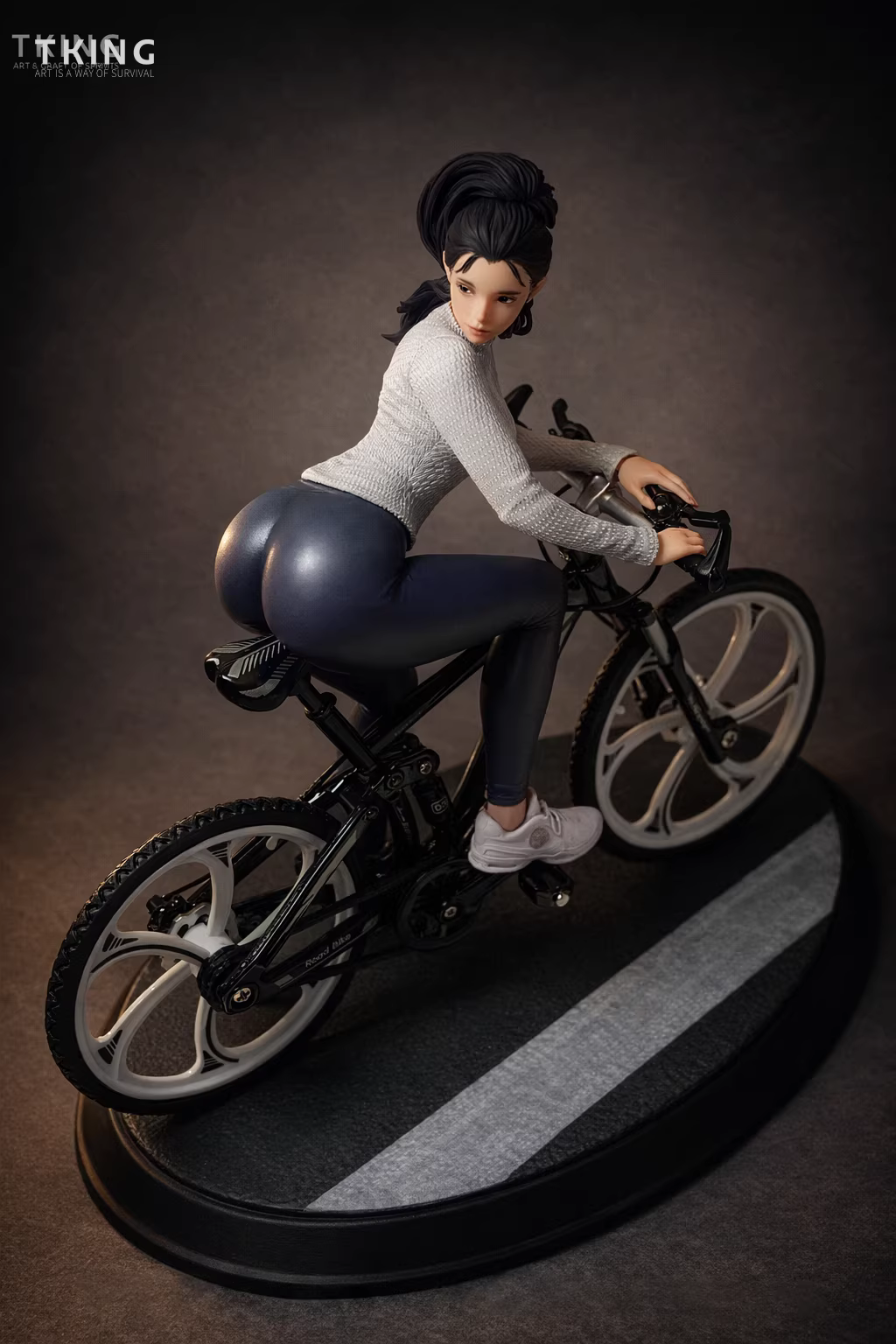 【Pre-sale】1/8 Scale Bicycle Riding Girl-TKing Toys Studio