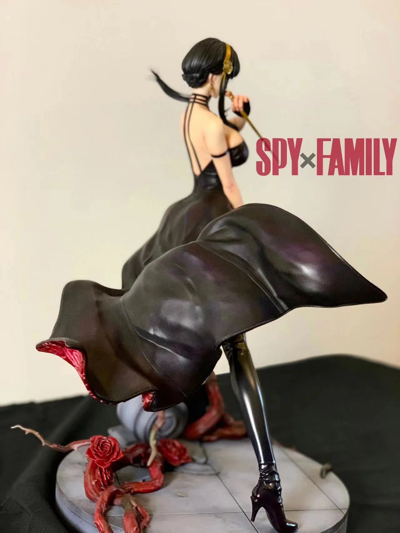 【Pre-sale】1/4 Scale Yor Forger -  Golden Finger Studios