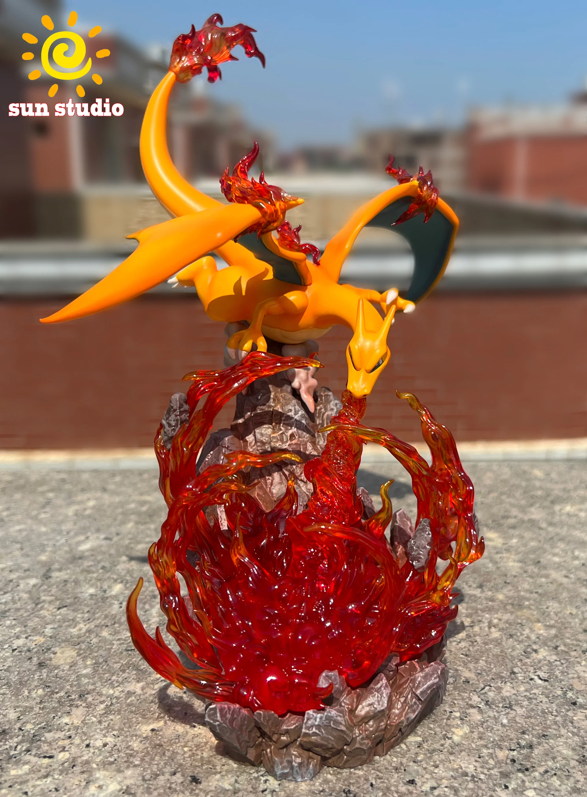 【Pre-sale】1/20 Scale World Zukan Charizard with LED-Pokemon-Sun Studio