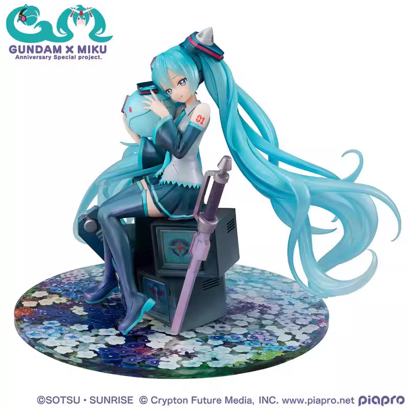 【Pre-sale】Lucrea Hatsune Miku-MegaHouse Studio