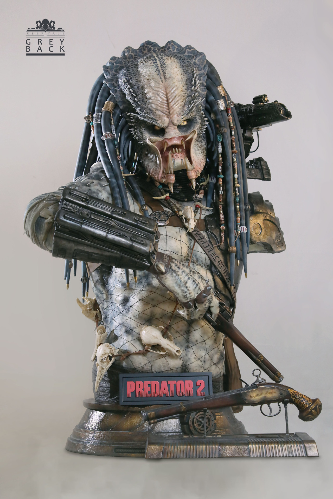 【Pre-sale】Predator Series Masterpiece Greyback Predator with LED-Deep Tale Studio